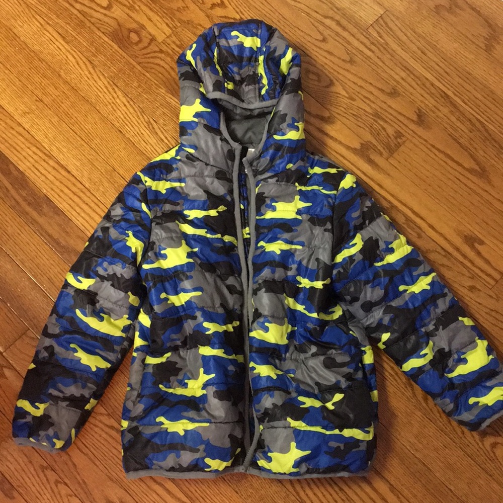 Gymboree colorful camo print coat size M (7–8)